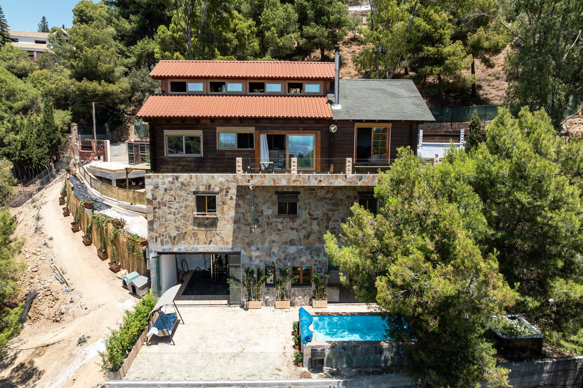 Huis te koop in Málaga Este | 5 slaapkamers H5516992