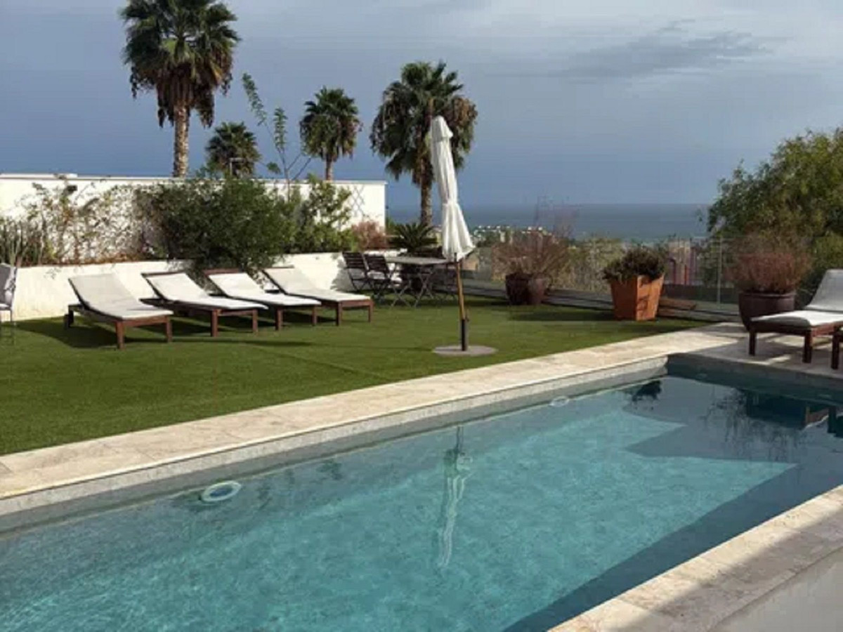Huis te koop in Málaga Este | 5 slaapkamers H5521006