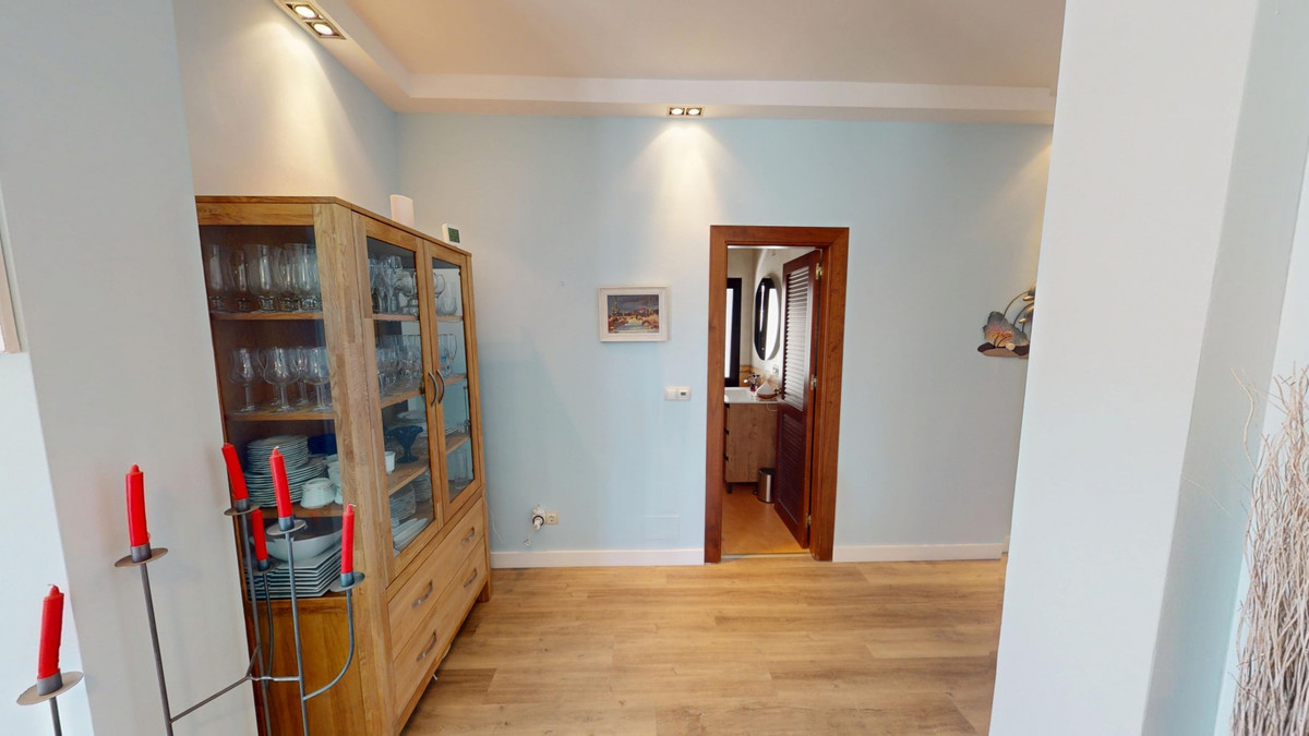 Huis te koop in Moclinejo | 4 slaapkamers H5220292