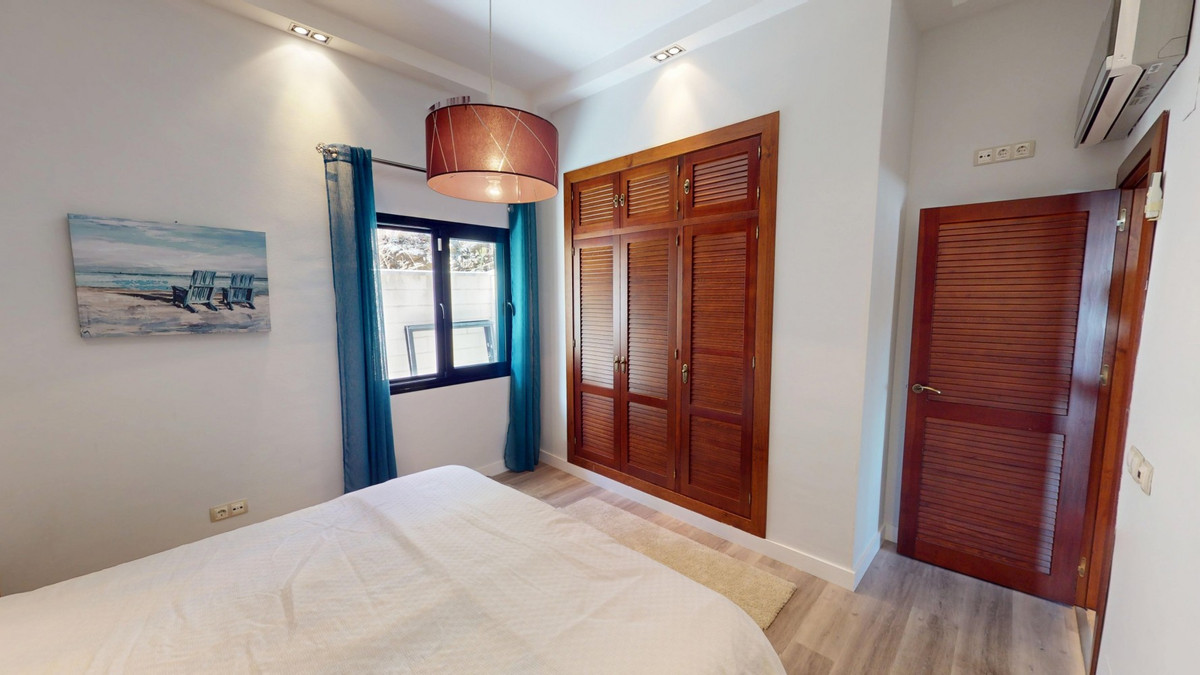 Huis te koop in Moclinejo | 4 slaapkamers H5220292