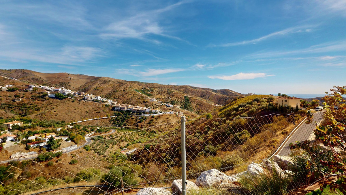 Huis te koop in Moclinejo | 4 slaapkamers H5220292