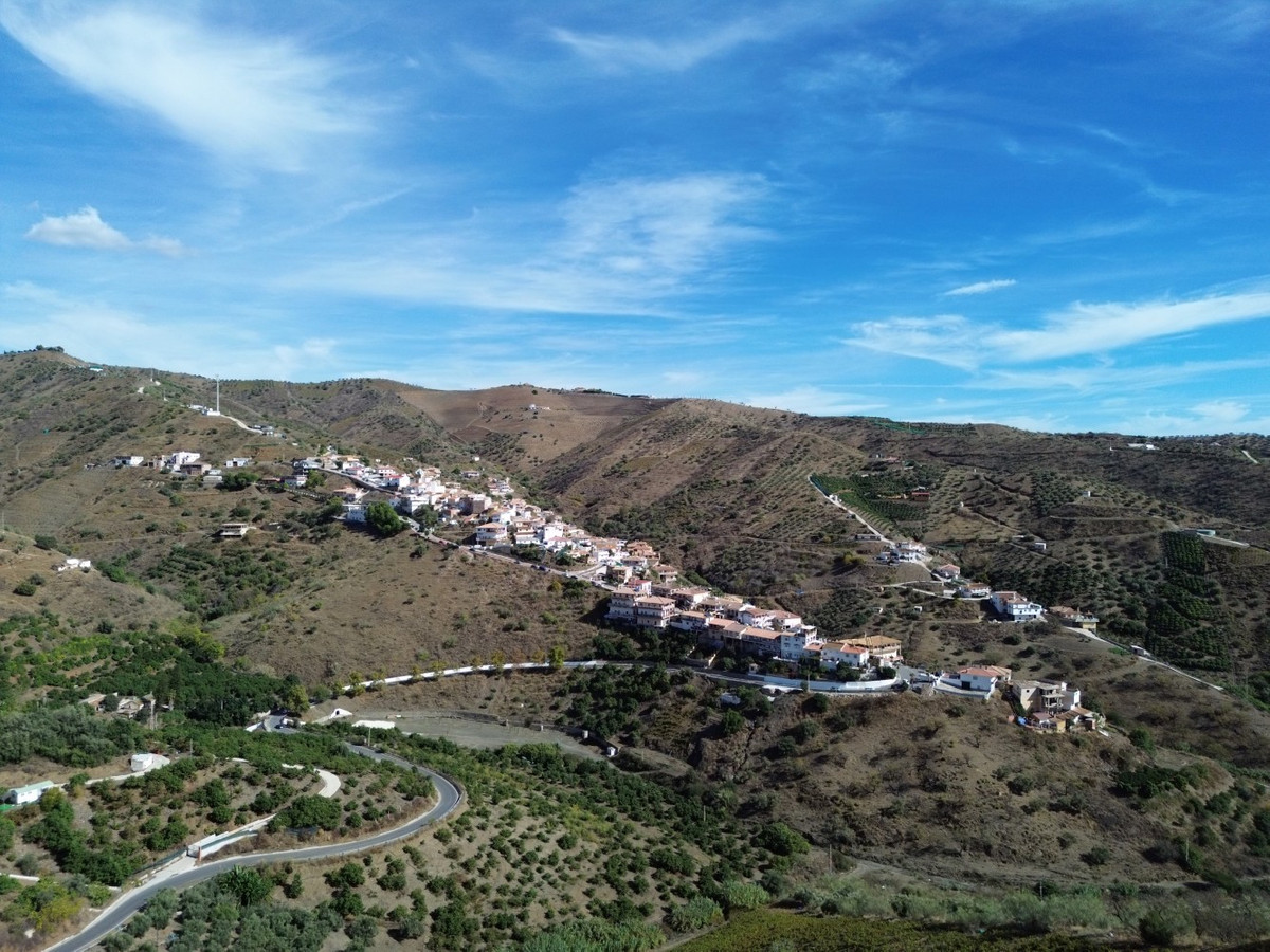 Huis te koop in Moclinejo | 4 slaapkamers H5220292