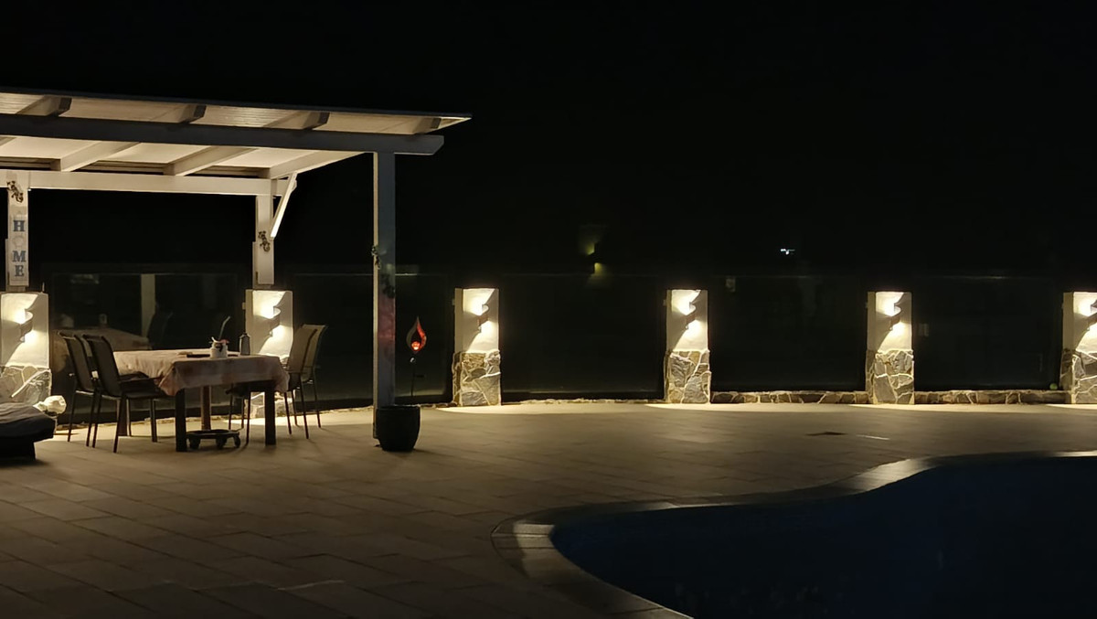 Huis te koop in Moclinejo | 4 slaapkamers H5220292