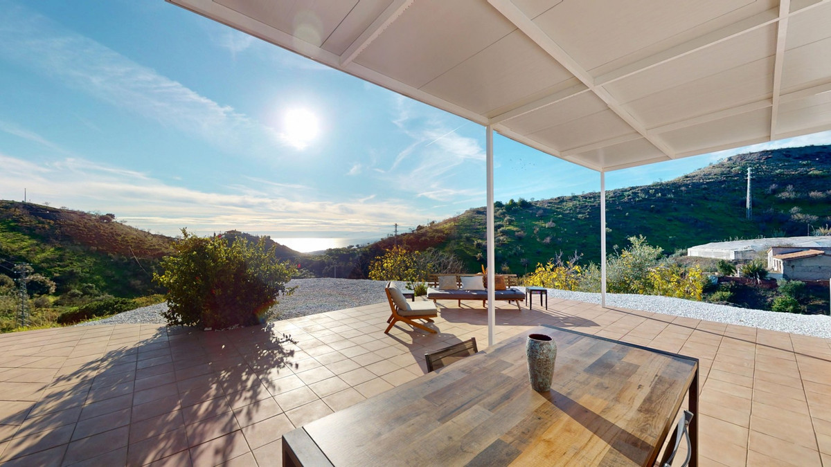 Huis te koop in Moclinejo | 2 slaapkamers H5294917