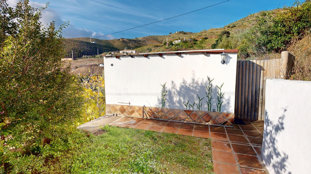 Huis te koop in Moclinejo | 2 slaapkamers H5294917