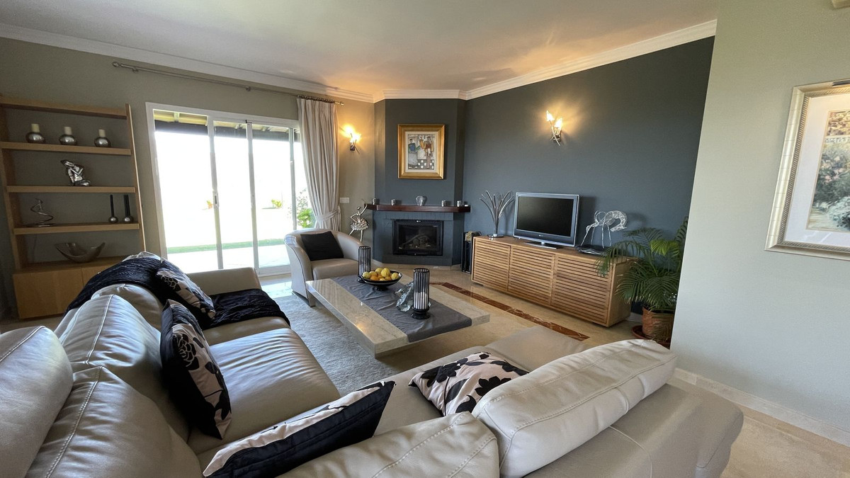Finca - Cortijo te koop in Monda | 8 slaapkamers H4330522