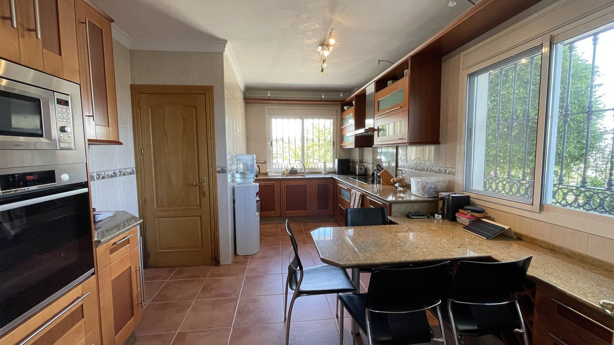 Finca - Cortijo te koop in Monda | 8 slaapkamers H4330522
