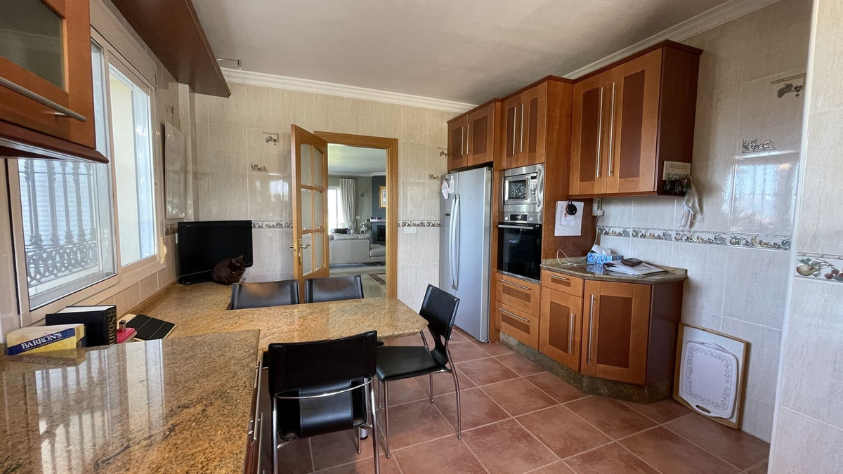 Finca - Cortijo te koop in Monda | 8 slaapkamers H4330522