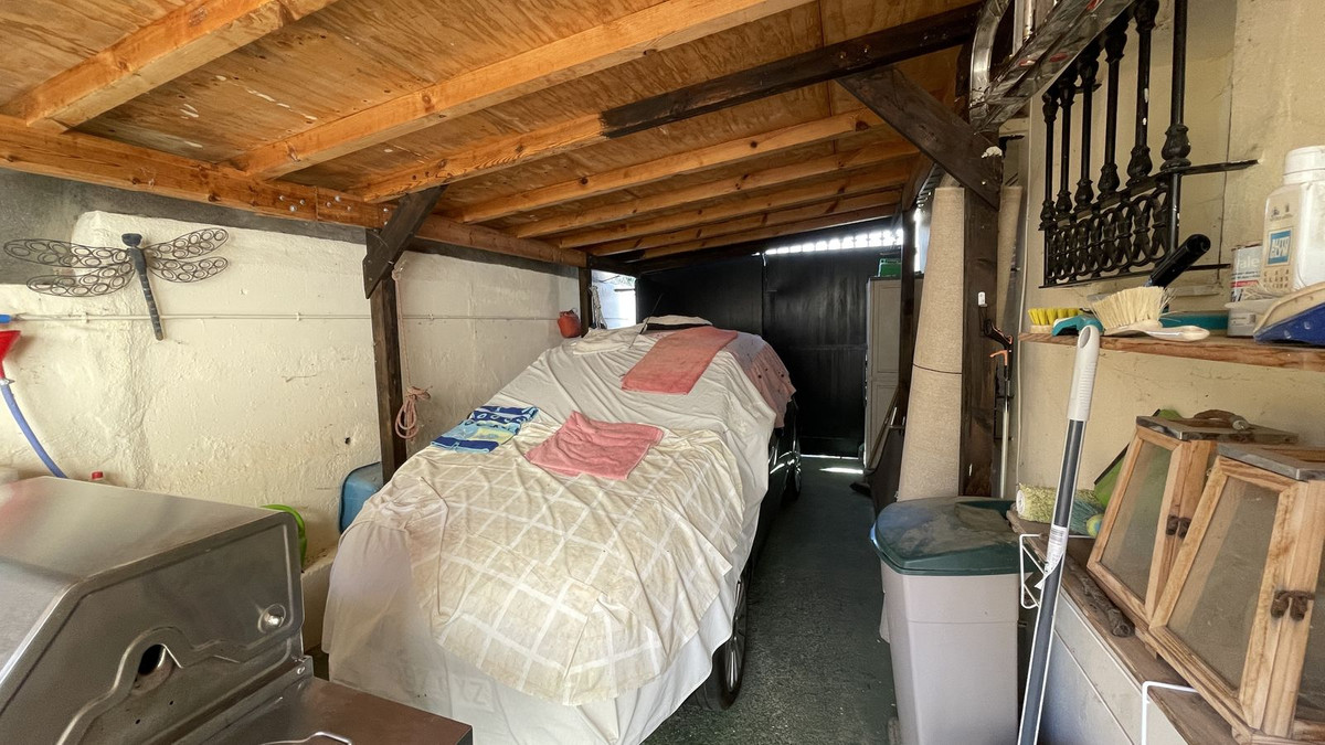 Finca - Cortijo te koop in Monda | 8 slaapkamers H4330522