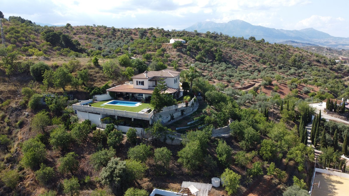 Finca - Cortijo te koop in Monda | 8 slaapkamers H4330522