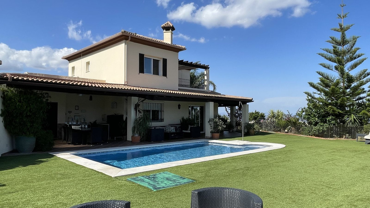 Finca - Cortijo te koop in Monda | 8 slaapkamers H4330522