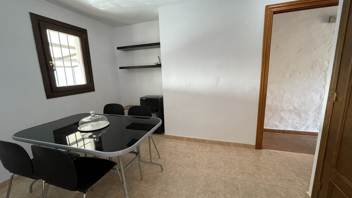 Finca - Cortijo te koop in Monda | 8 slaapkamers H4330522