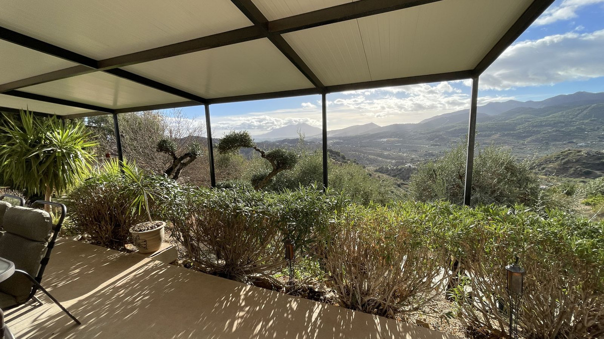 Finca - Cortijo te koop in Monda | 8 slaapkamers H4330522