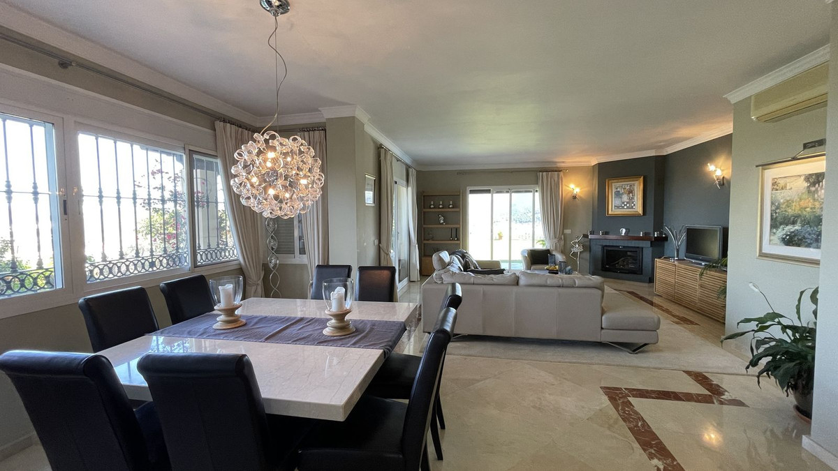 Finca - Cortijo te koop in Monda | 8 slaapkamers H4330522