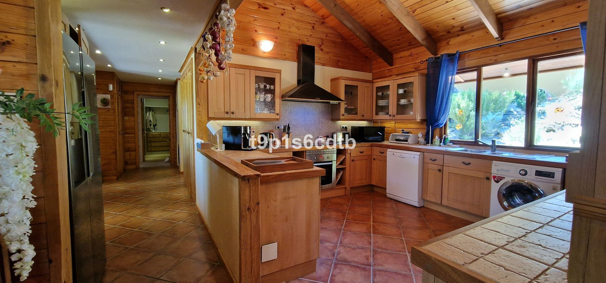 Property main view 33