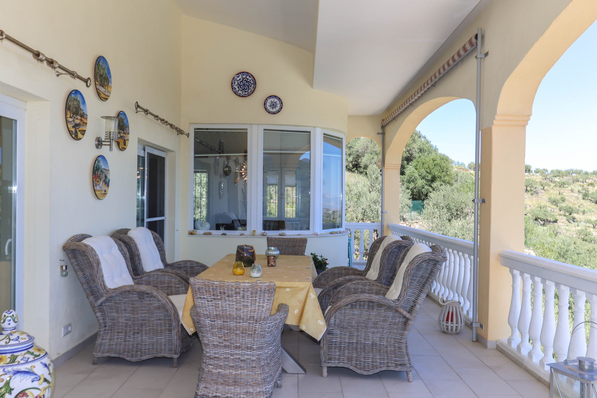 Property main view 42