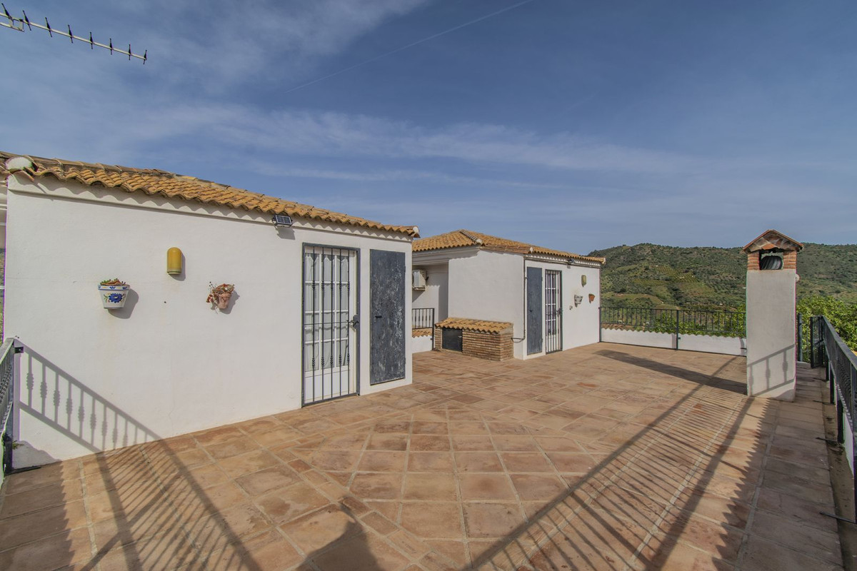 Property main view 33