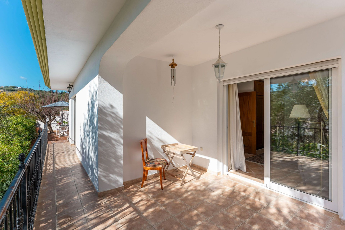 Vrijstaande Villa in Monda-28