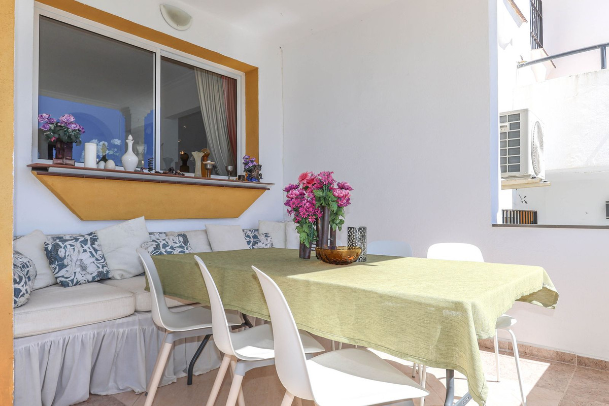 Geschakelde Woning in Monda-5