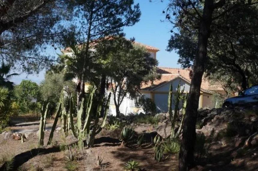 Finca - Cortijo te koop in Monda | 7 slaapkamers H5046826