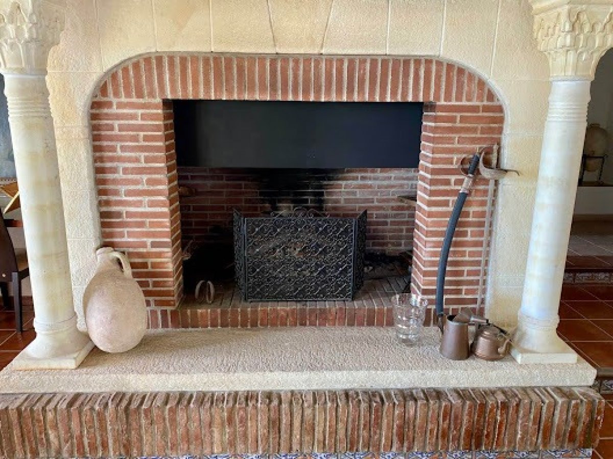 Finca - Cortijo te koop in Monda | 7 slaapkamers H5046826
