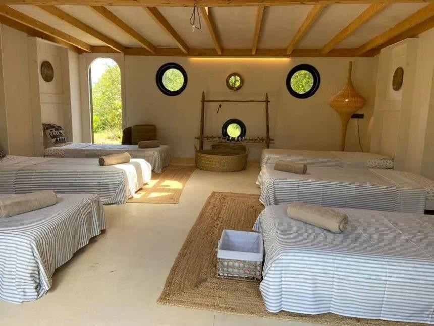 Finca - Cortijo te koop in Monda | 9 slaapkamers H5046922