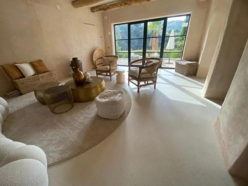 Finca - Cortijo te koop in Monda | 9 slaapkamers H5046922