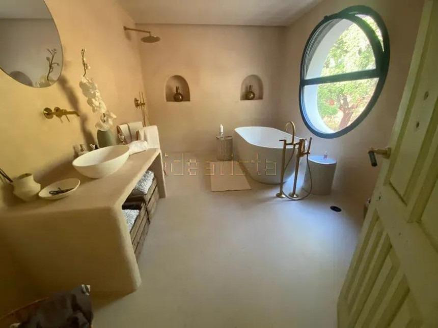Finca - Cortijo te koop in Monda | 9 slaapkamers H5046922