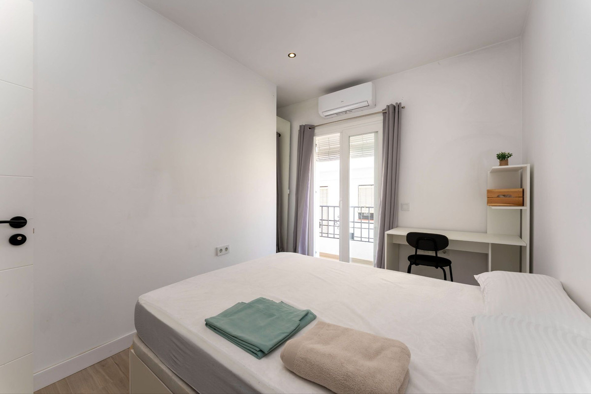 Geschakelde Woning te koop in Monda | 6 slaapkamers H5146189