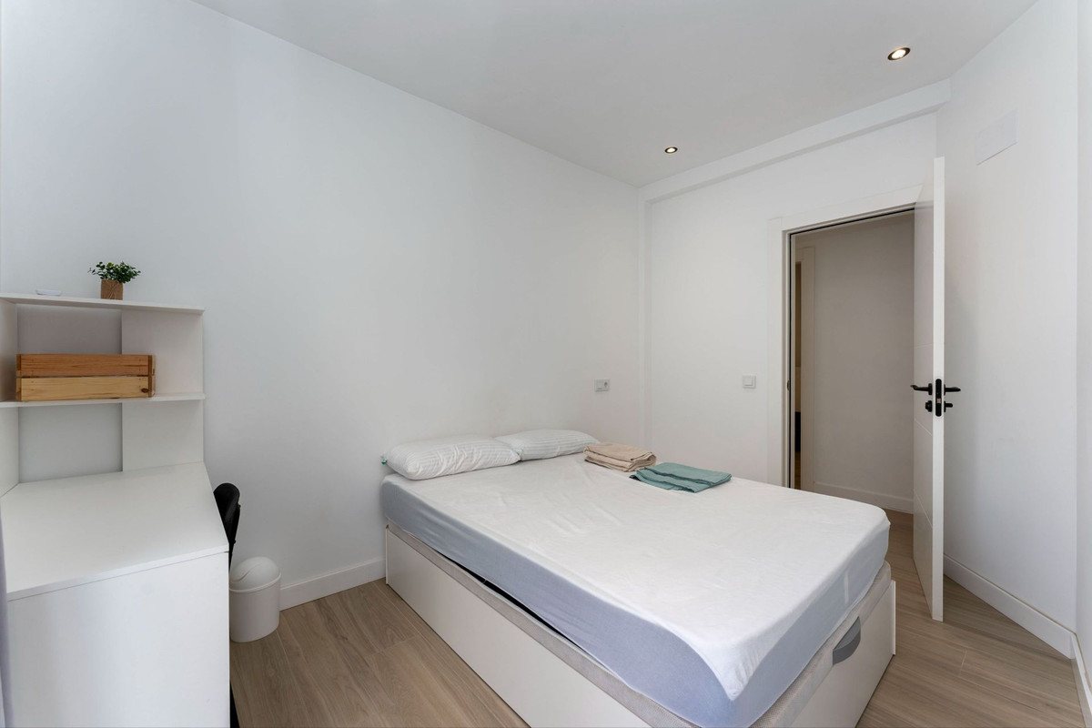 Geschakelde Woning te koop in Monda | 6 slaapkamers H5146189