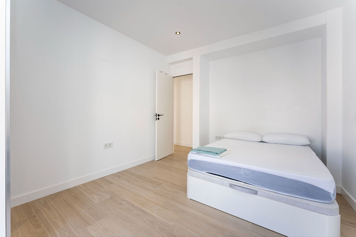 Geschakelde Woning te koop in Monda | 6 slaapkamers H5146189