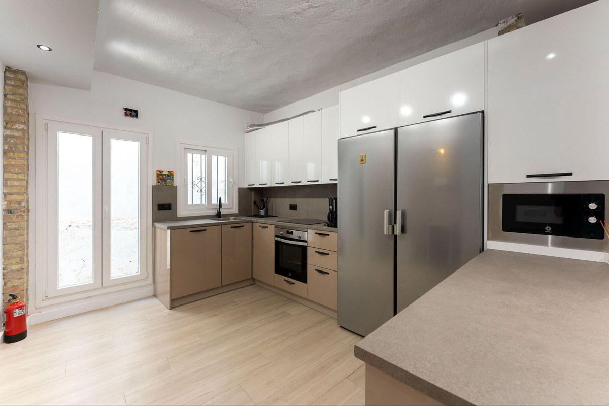 Geschakelde Woning te koop in Monda | 6 slaapkamers H5146189