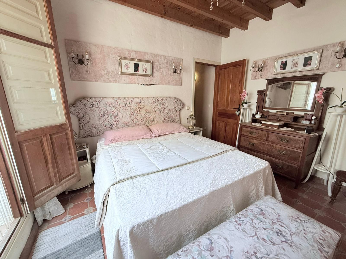 Geschakelde Woning te koop in Monda | 4 slaapkamers H5244193