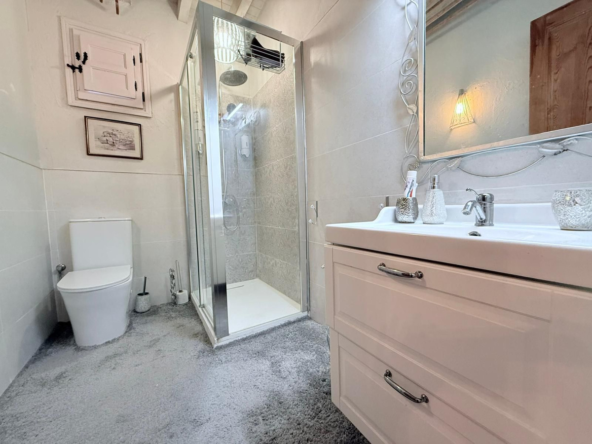 Geschakelde Woning te koop in Monda | 4 slaapkamers H5244193