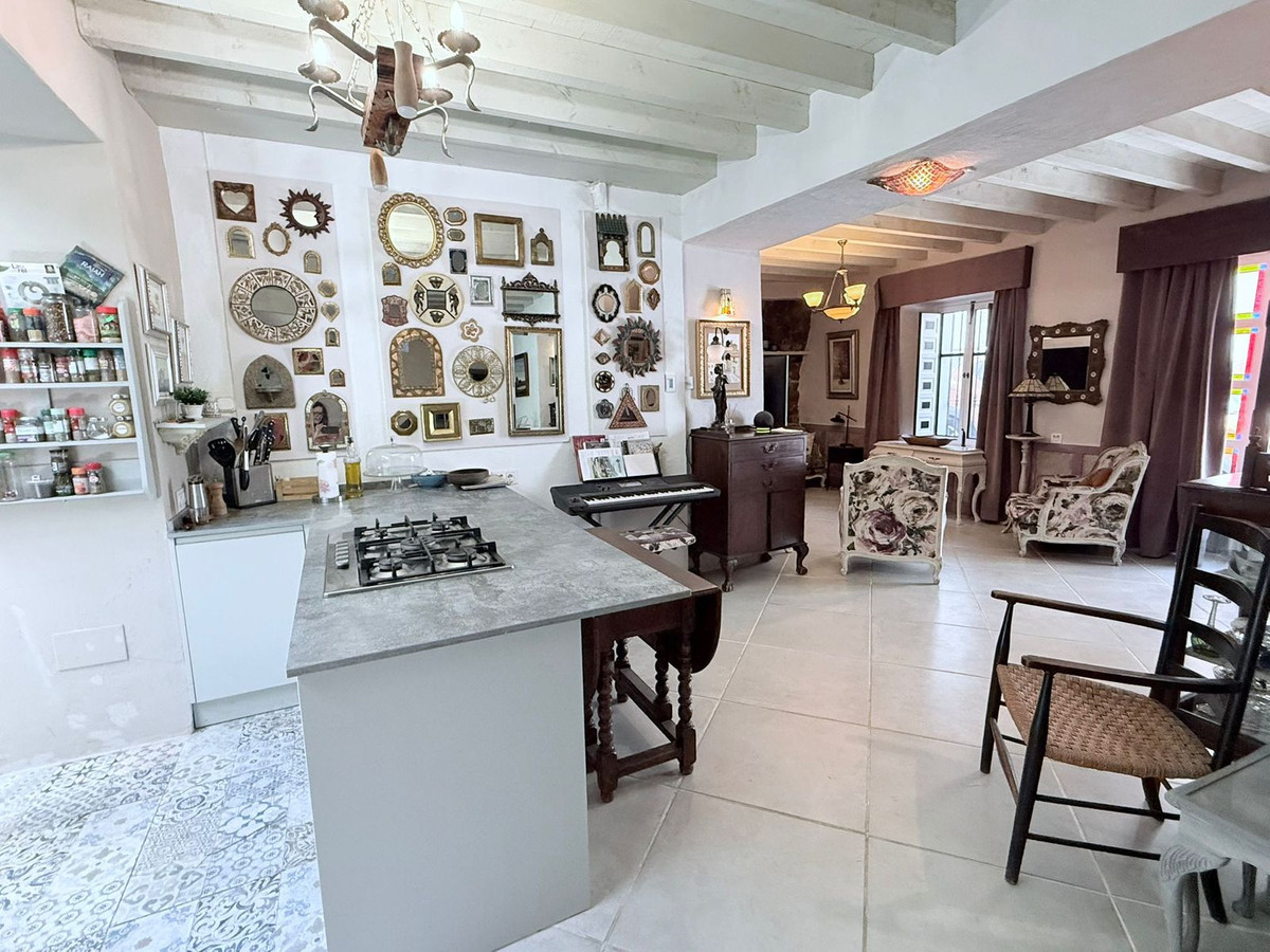 Geschakelde Woning te koop in Monda | 4 slaapkamers H5244193