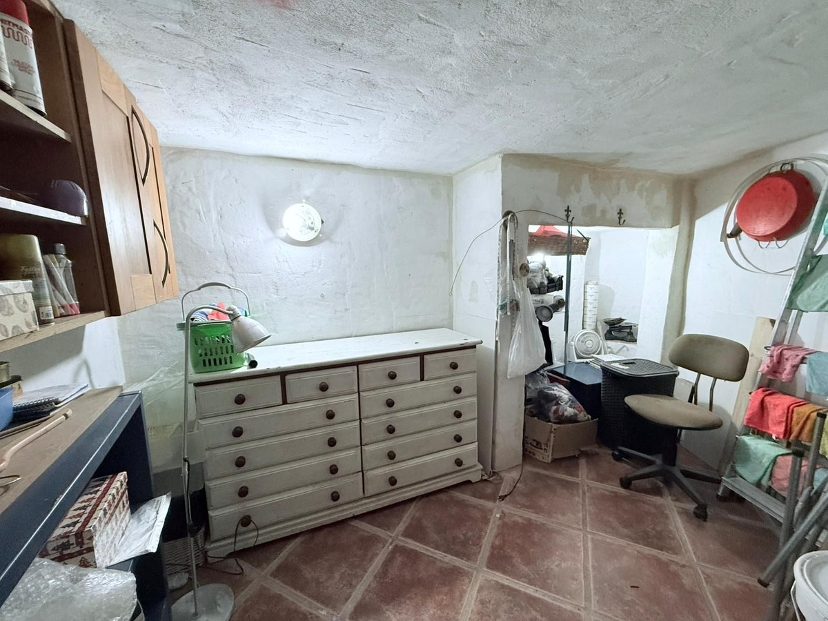 Geschakelde Woning te koop in Monda | 4 slaapkamers H5244193