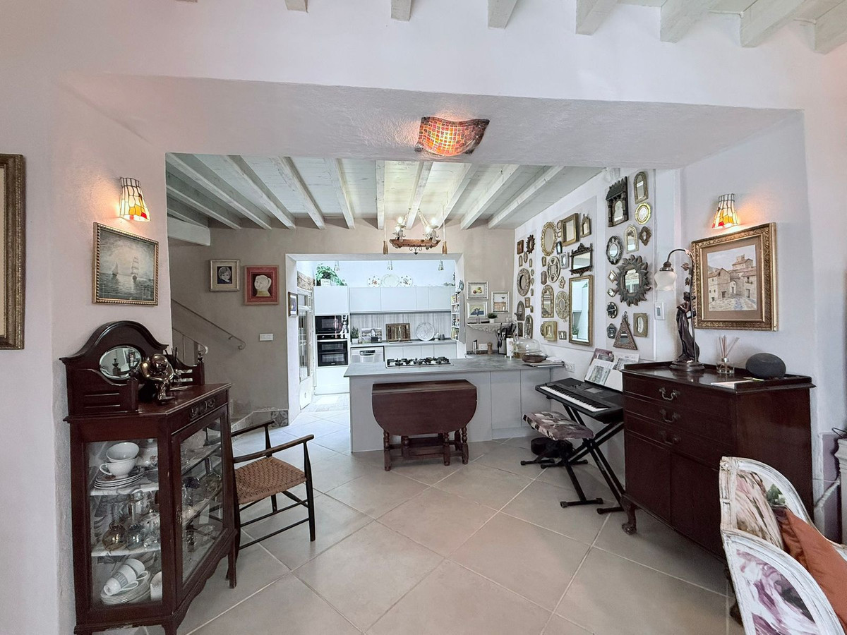 Geschakelde Woning te koop in Monda | 4 slaapkamers H5244193