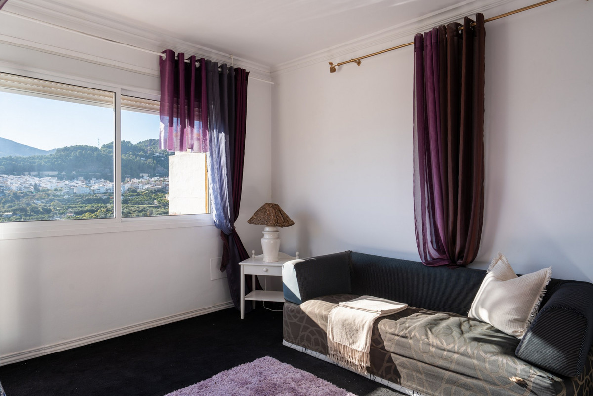 Geschakelde Woning te koop in Monda | 3 slaapkamers H5248144