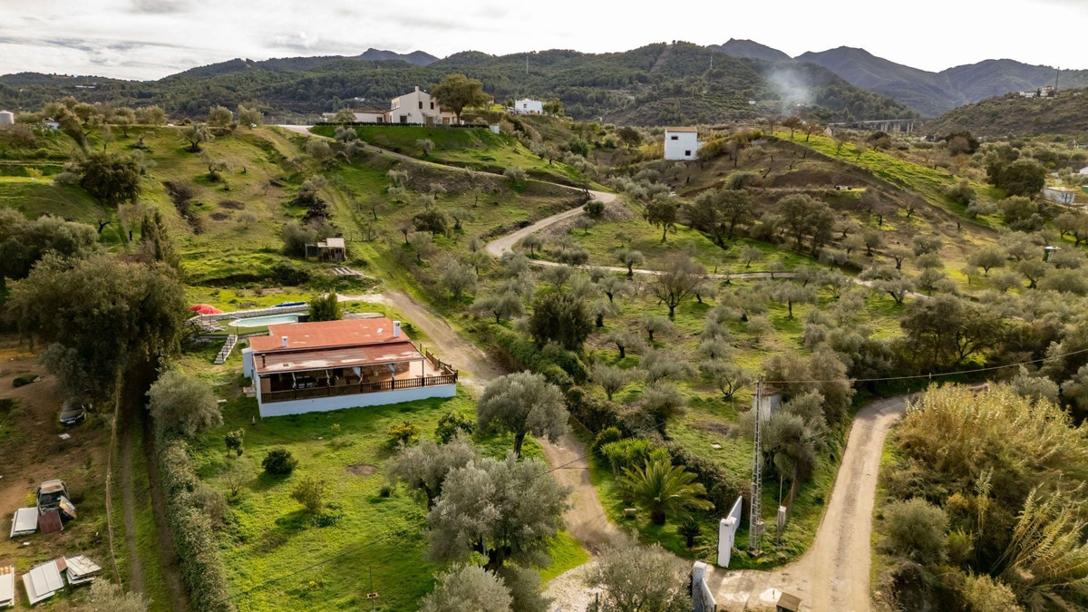 Vrijstaande Villa te koop in Monda | 2 slaapkamers H5258449