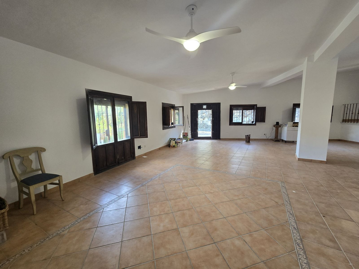 Finca - Cortijo te koop in Monda | 4 slaapkamers H5325412