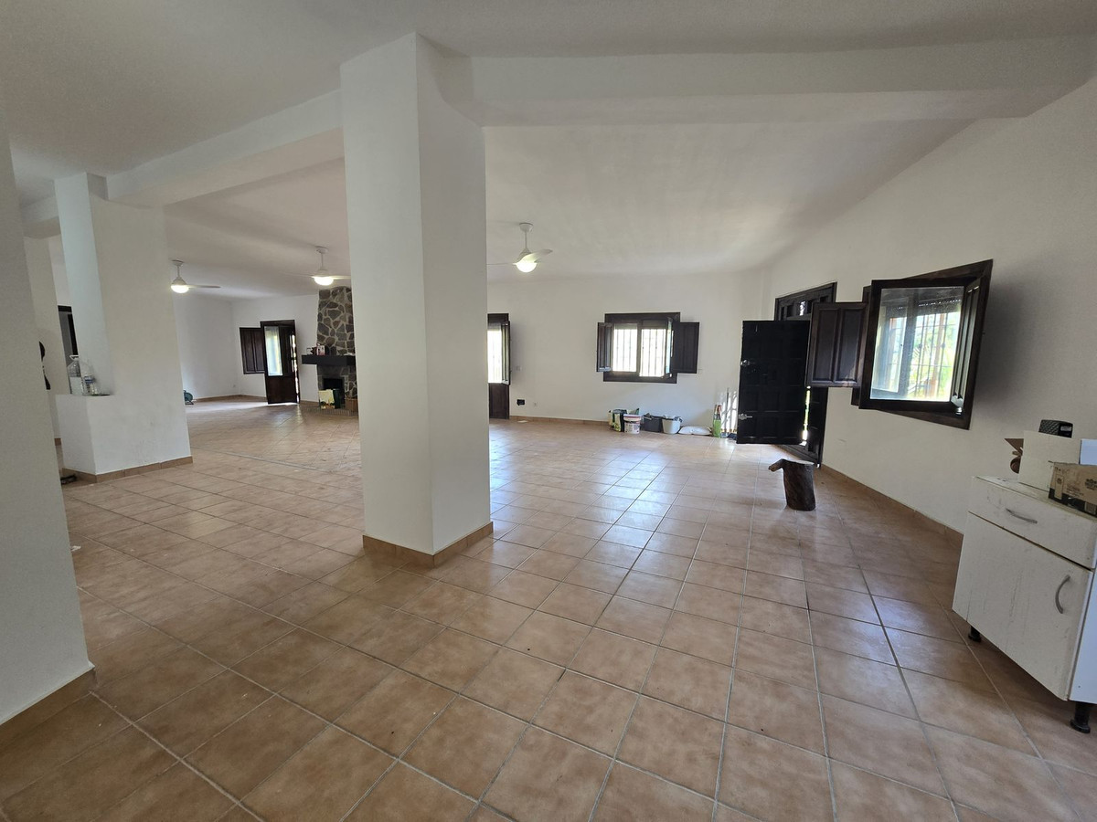 Finca - Cortijo te koop in Monda | 4 slaapkamers H5325412