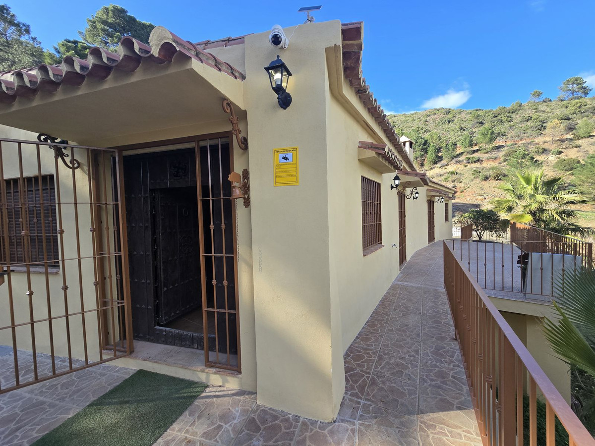 Finca - Cortijo te koop in Monda | 4 slaapkamers H5325412