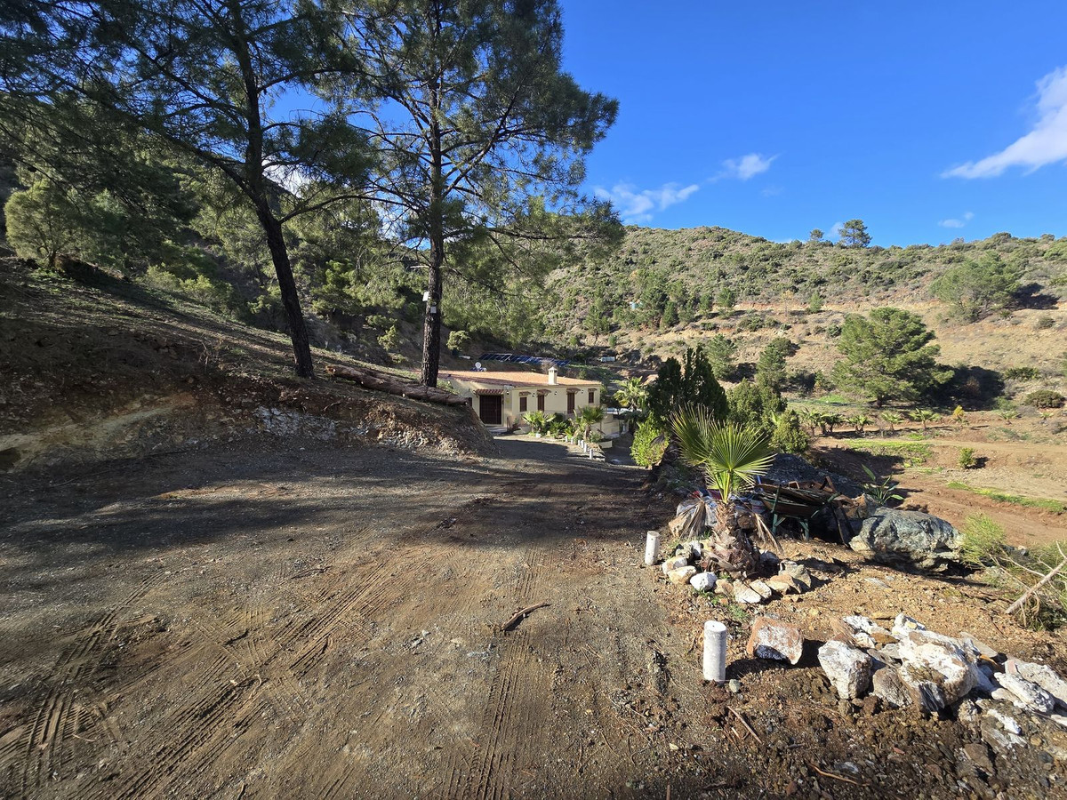 Finca - Cortijo te koop in Monda | 4 slaapkamers H5325412