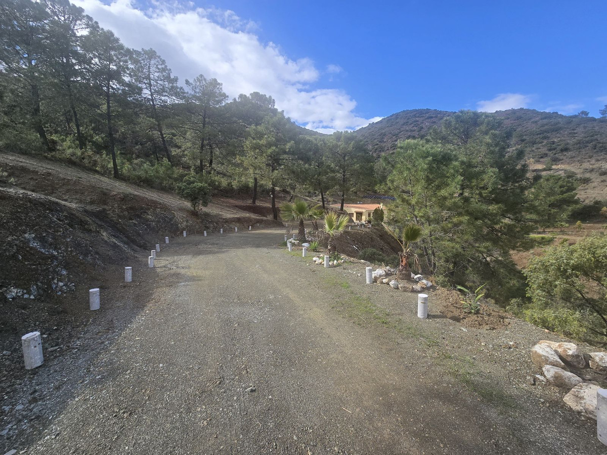 Finca - Cortijo te koop in Monda | 4 slaapkamers H5325412