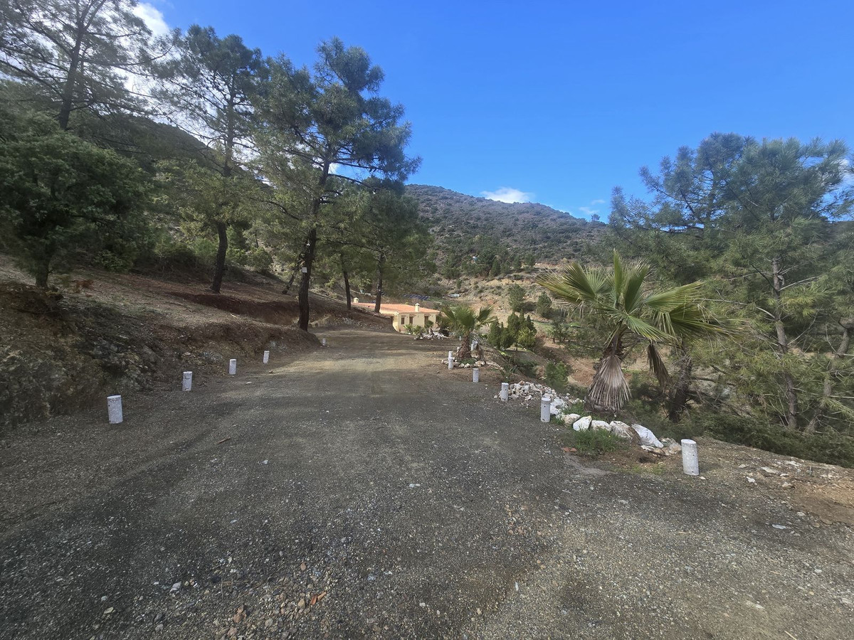 Finca - Cortijo te koop in Monda | 4 slaapkamers H5325412