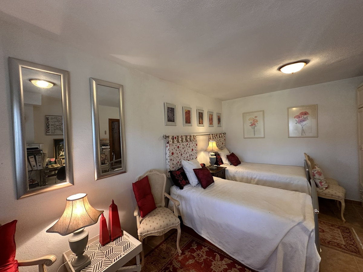 Property main view 44