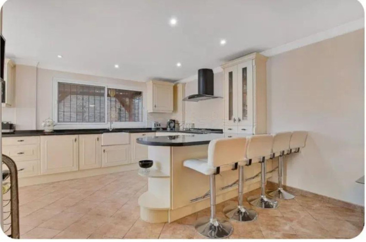 Vrijstaande Villa te koop in Monda | 4 slaapkamers H5374132