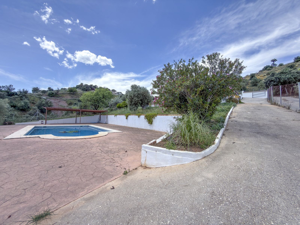 Property main view 40