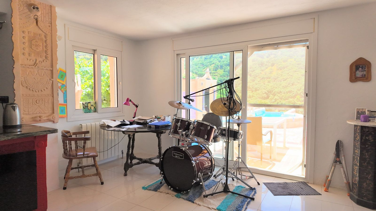 Property main view 34