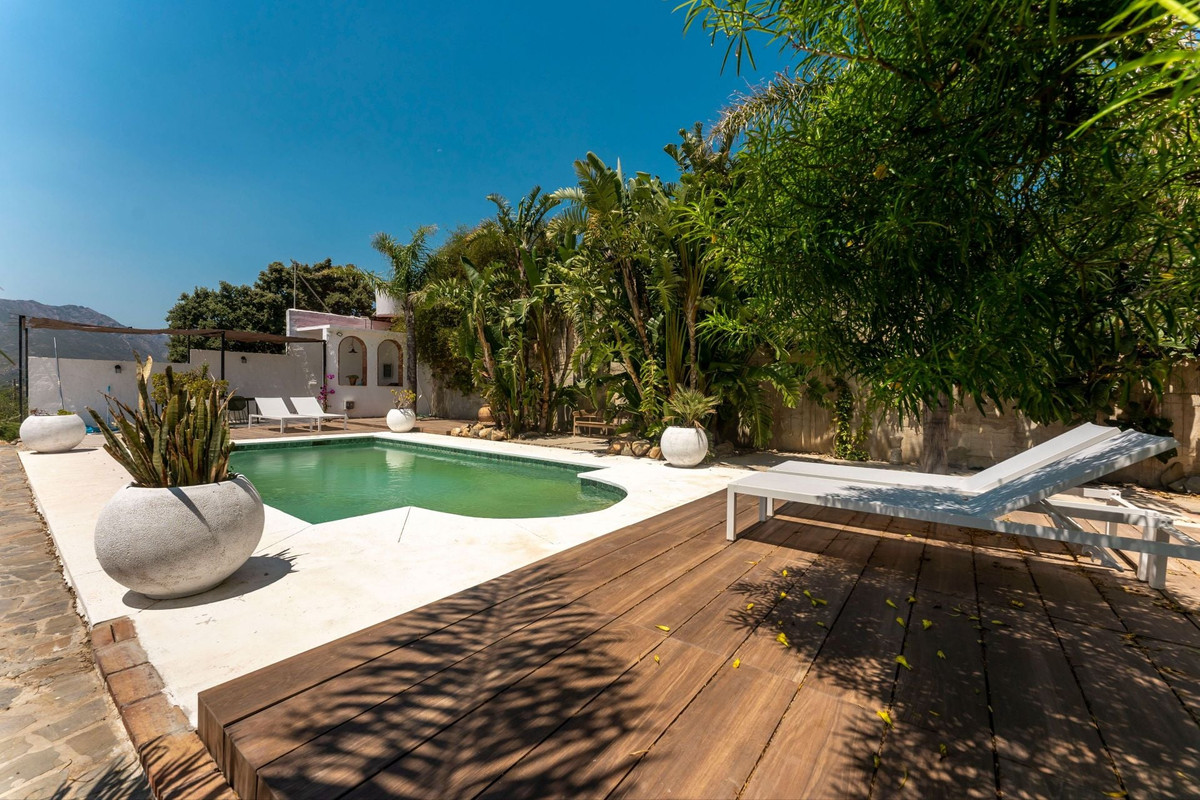 Property main view 40